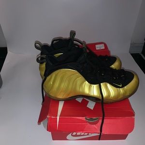 Nike Foamposite electrolime yellow, size 10, 8/10